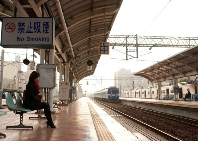 Er TAZARA-toget mellem Dar es Salaam og Kapiri Mposhi pålideligt?